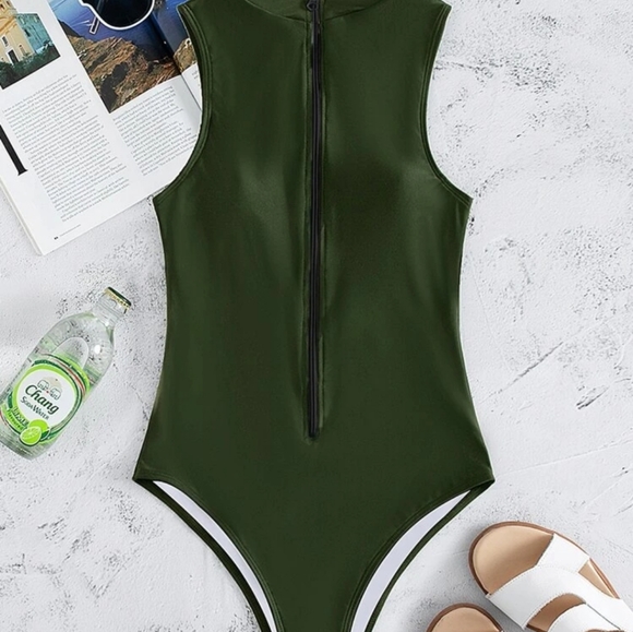 Brand New One Piece zip up Swimsuit M - Picture 3 of 3